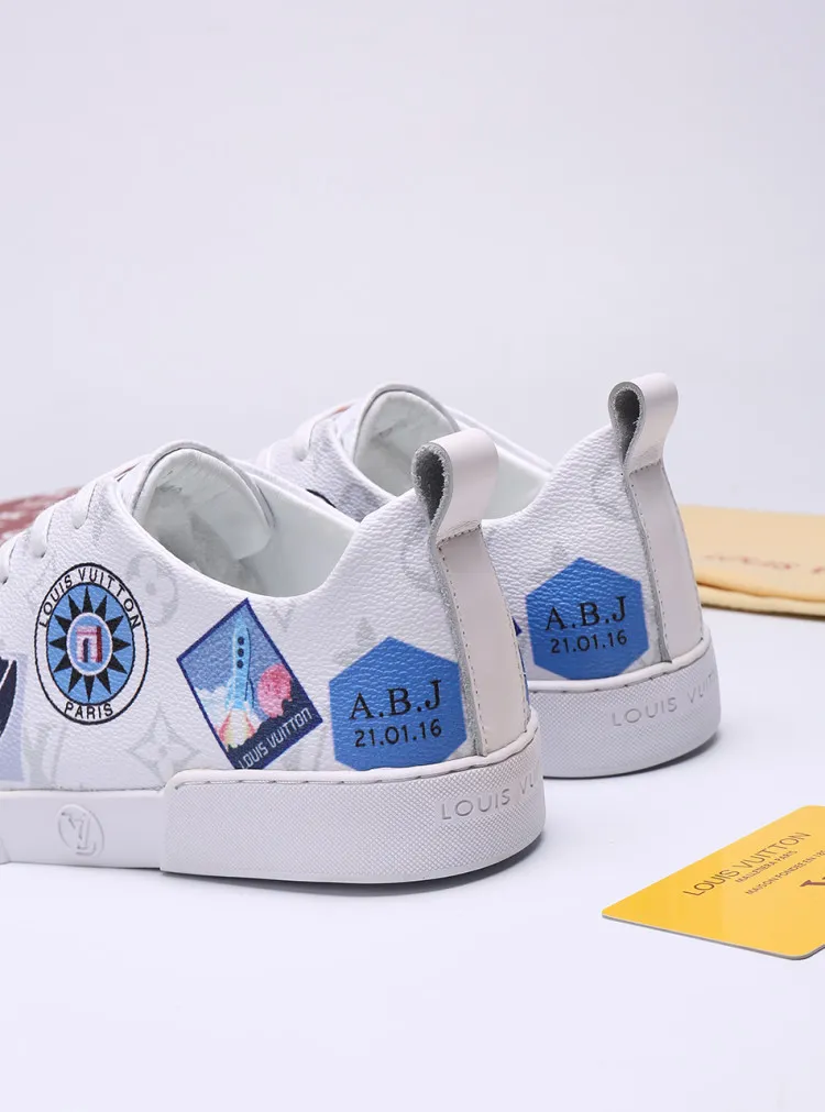 Factory price: 360💰【LV】Animal series limited edition low-top sports shoes for men, L classic print, new autumn and winter style, original replica, 1:1 Counter quality, the fabric is Italian 🇮🇹 imported cowhide ➕🇮🇹 pure sheepskin lining ➕ original outsole, 🔍🔍 high quality, you can go in and out of the counter at will, welcome to compare, the outsole line will never be unglued, all sellers are welcome to sell in the picture above, can be shipped in one piece, code number: 38-44 (45 codes can be customized)